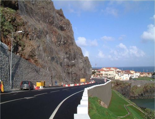 Écran pare-pierres - ROCKFALL &ndash; HEA PANELS &amp; RING NETS - Maccaferri