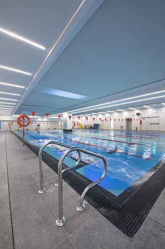 Piscine d'intérieur - TRAINING - CEMI - professionnelle / enterrée / en béton