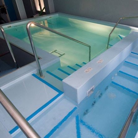 Main courante en métal - CEMI - pour piscine