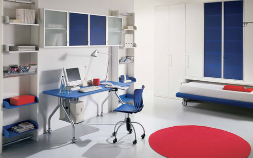Bureau sur pied - WHY SYSTEM : 37 - Quelli della mariani - contemporain / droit / bleu