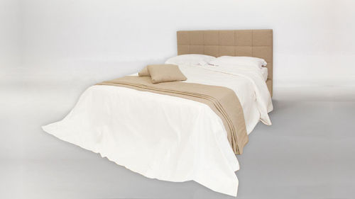 Lit double - QUADRA - APULIA HOME DECOR - contemporain / tapissé / avec tête de lit tapissée