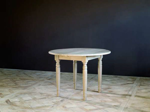 Table à manger classique - NOTTINGHAM CITY - APULIA HOME DECOR - en chêne / à rallonge / résidentielle