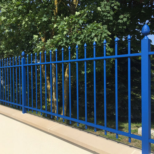 Clôture à barreaudage - MONCONTOUR - Kostum - de jardin / en aluminium / droite