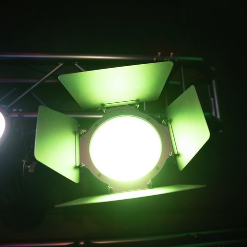 Projecteur lyre IP20 - COB 100 RGB+WW - Steinigke Showtechnic GmbH - LED RGB / pour éclairage de scène / pour théâtre