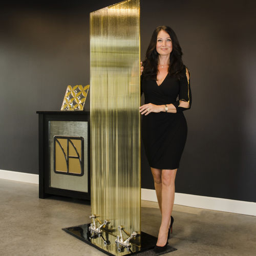 Panneau en verre feuilleté - FLUTED CHAMPAGNE - Nathan Allan Glass Studios Inc - trempé / transparent / pour agencement intérieur