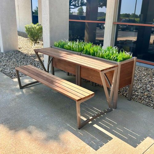 Ensemble table et bancs contemporain - MIDVALE - Madrax/Thomas Steele - en ipé / en plastique recyclé / d'extérieur