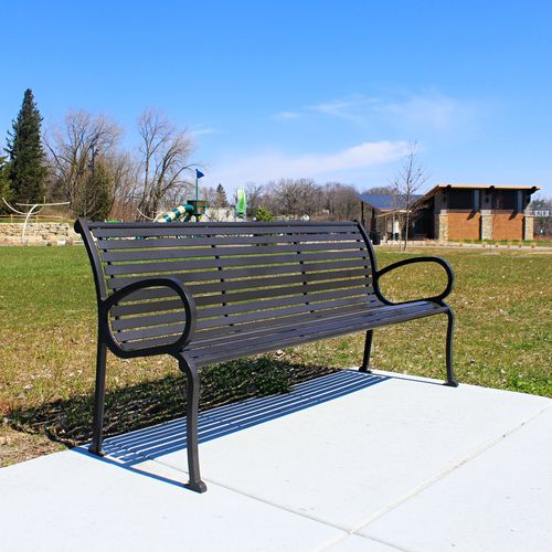 Banc public contemporain - LANGDON - Madrax/Thomas Steele - en ipé / en acier à revêtement par poudre / en plastique recyclé
