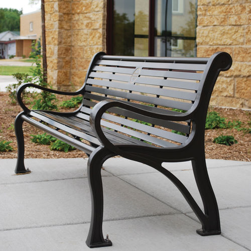 Banc public classique - GRAMERCY™ - Madrax/Thomas Steele - en plastique recyclé / en fonte d'aluminium / en ipé