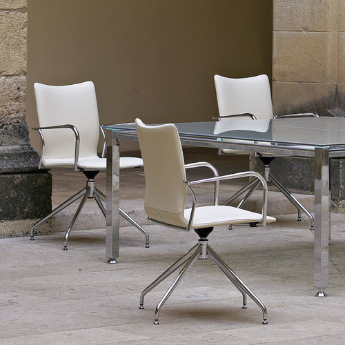 Chaise de bureau contemporaine - IKARA - Actiu - d'intérieur / en plastique / en bois