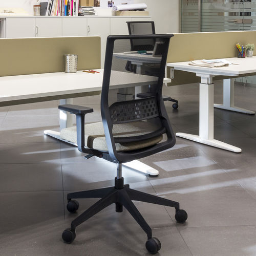 Fauteuil de bureau contemporain - STAY - Actiu - en tissu / en aluminium / avec repose-tête