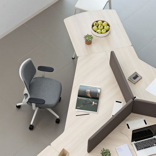 Bureau pour open space - TWIST - Actiu - sur pied / individuel / contemporain