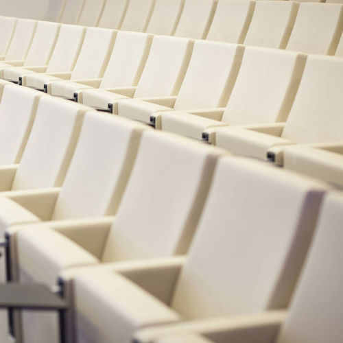 Fauteuil d'auditorium contemporain - AUDIT - Actiu - en tissu / en mousse / en chêne