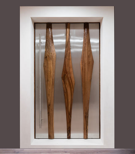 Porte d'entrée - SILEX - ATELIER BERTOLI  Design Production - en noyer / en inox / battante