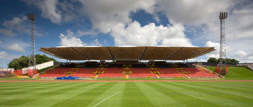 Structure tendue sur ossature métallique - GATESHEAD - Fabric Architecture - pour couverture / avec membrane en pvc / pour stade