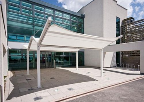 Structure tendue sur ossature métallique - BARREL : WINGSPAN - Fabric Architecture - auvent / avec membrane en pvc / pour parking