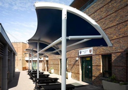 Abri en tissu pour espaces publics - FORT - Fabric Architecture
