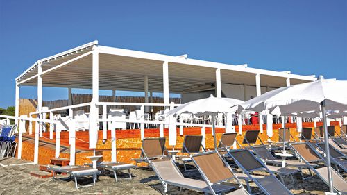 Pergola autoportée - Urano - SPRECH S.r.l. - en aluminium / en acier / couverture coulissante en toile PVC