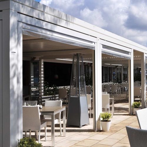 Store en toile - drop curtains - SPRECH S.r.l. - enrouleur vertical / pour pergola / en aluminium