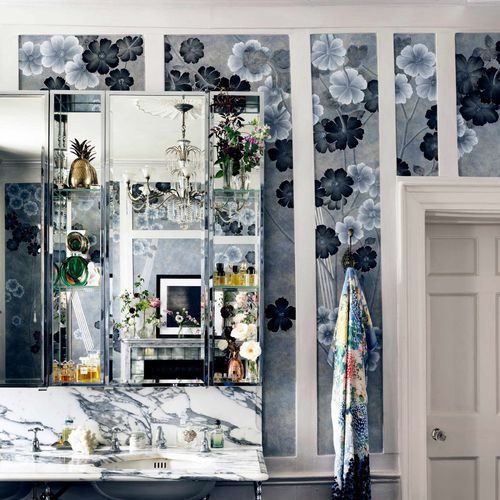 Papier peint classique - ANEMONES IN LIGHT - DE GOURNAY - à motif floral / aspect tissu / fait main