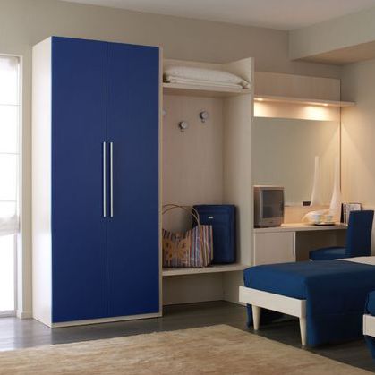 Armoire contemporaine - Corazzin Group - Contract & hotel - en chêne / à portes battantes / pour hôtel