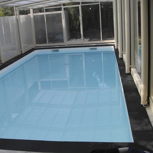 Margelle de piscine en béton - LYON - ROUVIERE - d'angle