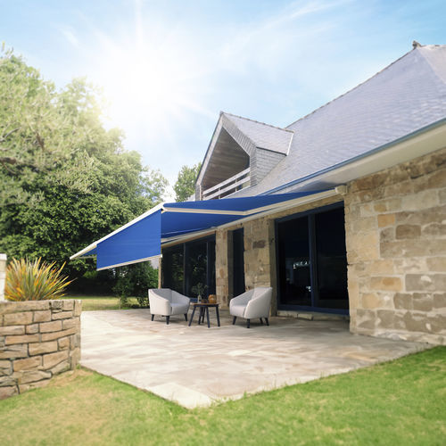 Store banne coffre - HEMERA - SOLISO EUROPE - motorisé / professionnel / de terrasse