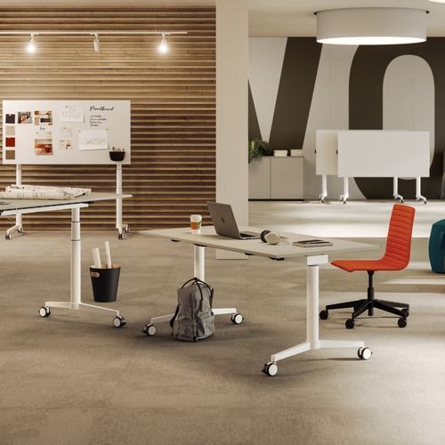 Table contemporaine - PONTIS HYPA - ASSMANN BÜROMÖBEL GMBH & CO. KG - en bois / avec piètement en métal / rectangulaire