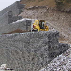 Mur de soutènement en pierre - PANOGRIL® - Vivalp - en acier galvanisé / en caisson / routier