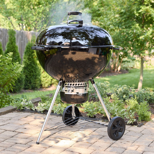 Barbecue à charbon - MASTER-TOUCH - Weber EUROPE - sur roulettes / en acier inox / en aluminium