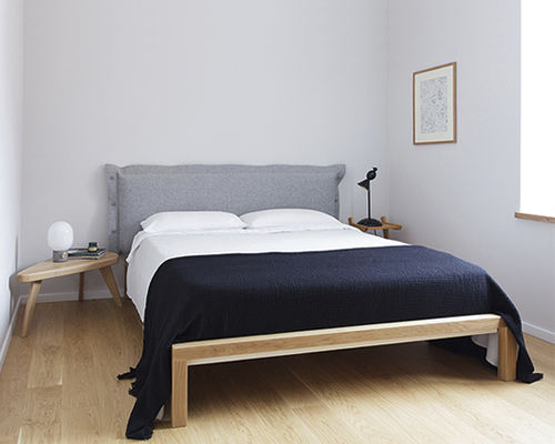 Lit double - H 626 EM PURE - Hans Hansen Furniture - contemporain / avec tête de lit tapissée / en tissu