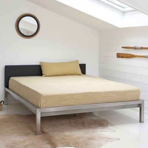 Lit double - PURE - Hans Hansen Furniture - contemporain / avec tête de lit tapissée / en acier inoxydable brossé