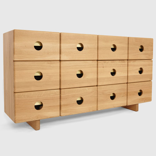 Buffet design scandinave - CRAFT BRASS - Hans Hansen Furniture - en chêne / avec tiroirs / luge