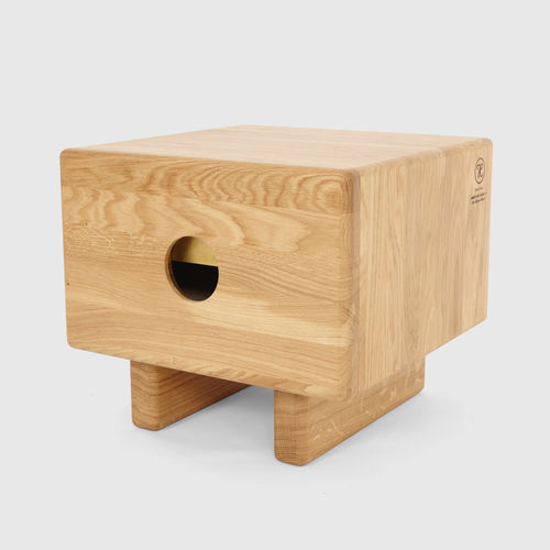 Table de chevet de style scandinave - CRAFT BRASS - Hans Hansen Furniture - en chêne / avec piètement en chêne / carrée