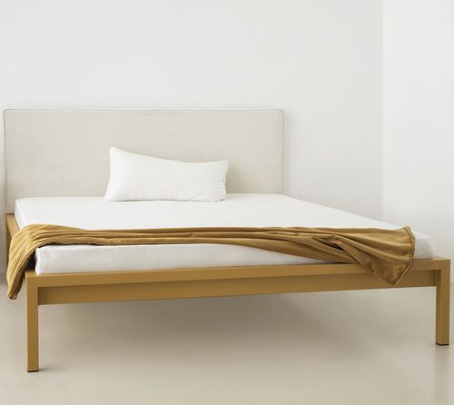 Lit double - PURE - Hans Hansen Furniture - contemporain / avec tête de lit tapissée / en tissu