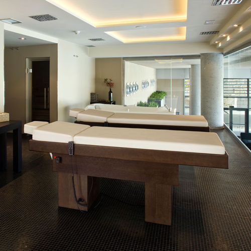 Table de massage fixe - Freixanet Wellness - en bois / humide
