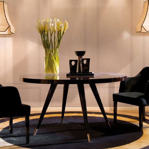Table à manger contemporaine - ANDREA - DOM edizioni - en bois laqué brillant / avec piètement en bois / ronde