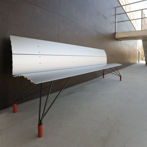 Banc contemporain - Filo - Bsinergy - en acier / en aluminium / avec dossier