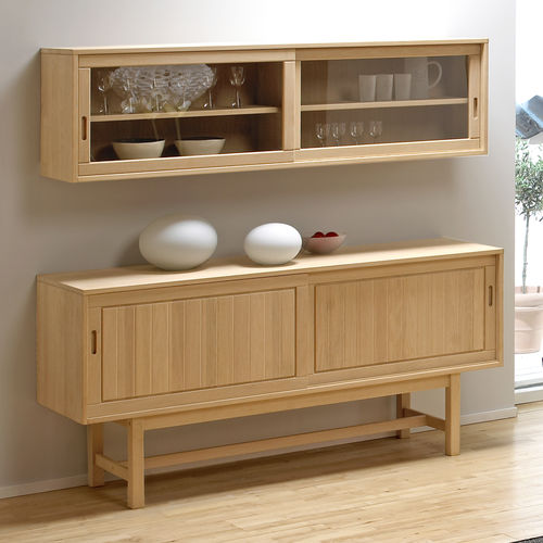 Buffet design scandinave - 0179-1 - dyrlund - sur pieds hauts / en chêne / avec étagère