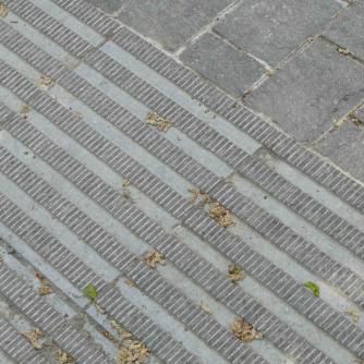 Dalle podotactile - Carrières du Hainaut