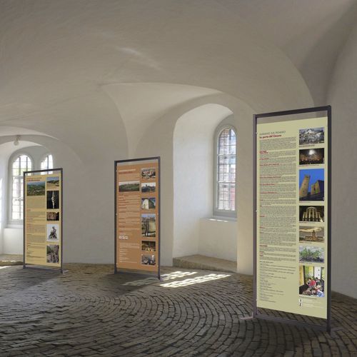 Panneau d'affichage d'intérieur - STUDIO T - en aluminium