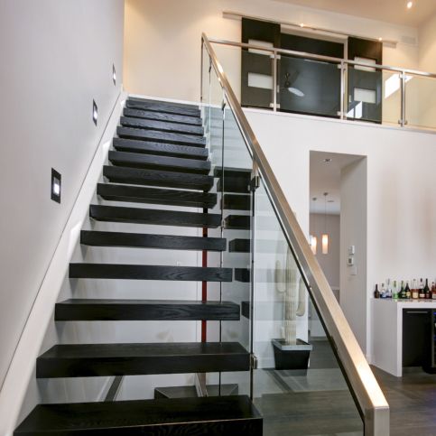 Escalier droit - PHANTOM 2600 - BATTIG DESIGN - à marches en chêne / structure en acier / contemporain