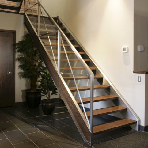 Escalier droit - ZEN 2280-2 - BATTIG DESIGN - à marches en bois / structure en acier inoxydable / contemporain