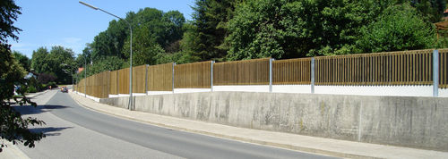 Barrière acoustique - LIGNA® - R. Kohlhauer - fixe / en pin / pour espace public
