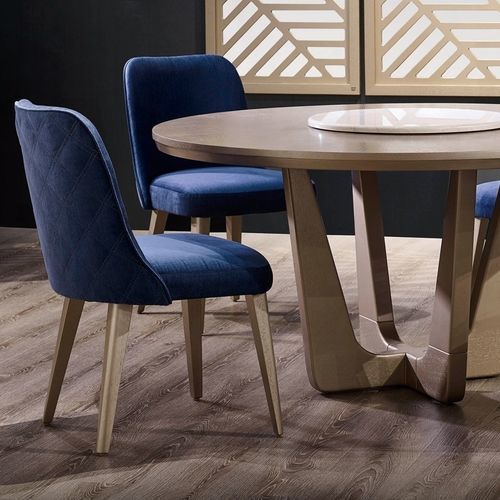 Chaise de salle à manger contemporaine - RUMBA 210 - Adriana Hoyos - d'intérieur / en tissu / avec piètement en bois