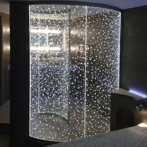 Paroi de douche fixe - BOURSON - DACRYL® - courbée / en acrylique / lumineuse