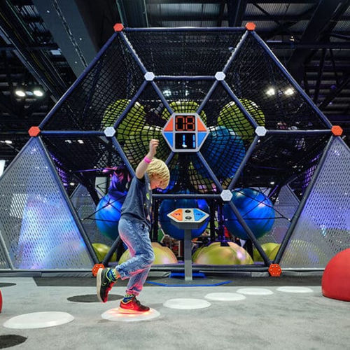 Parcour d'obstacles interactif - JUNIOR CHALLENGE  - Soft Play LLC - en acier / pas à pas / d'intérieur