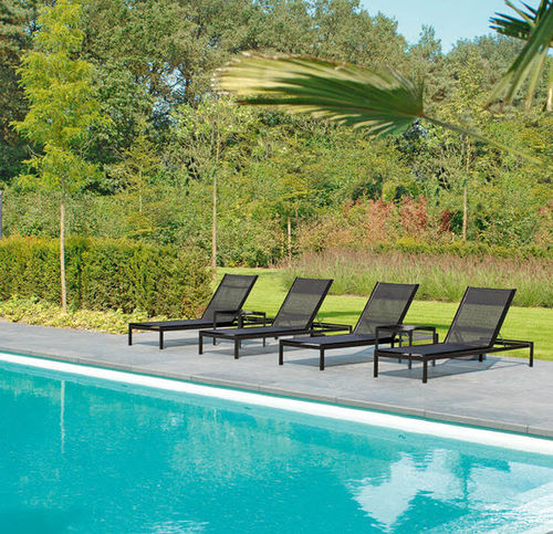 Bain de soleil contemporain - IBIZA - BOREK parasols | outdoorfurniture - en Batyline® / en aluminium / de jardin