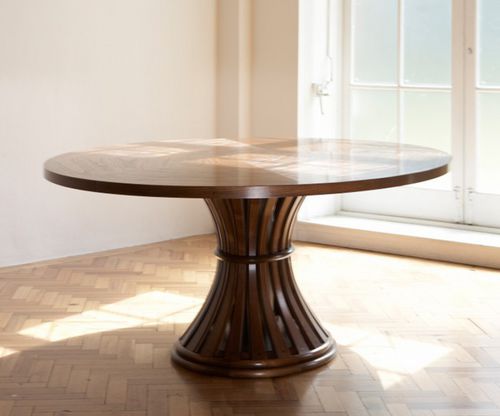 Table contemporaine - MARSEILLE - William Yeoward - en chêne / en noyer / en acajou
