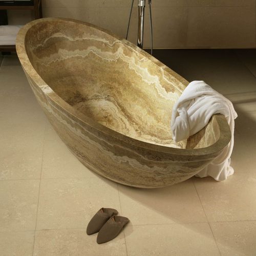 Baignoire ovale - CULLA - PIETRE DI RAPOLANO PDR SRL - à poser / en travertin / design original