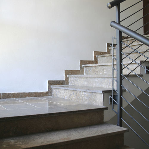 Carrelage en travertin - BECAGLI SCURO - PIETRE DI RAPOLANO PDR SRL - poli / brossé / d'extérieur